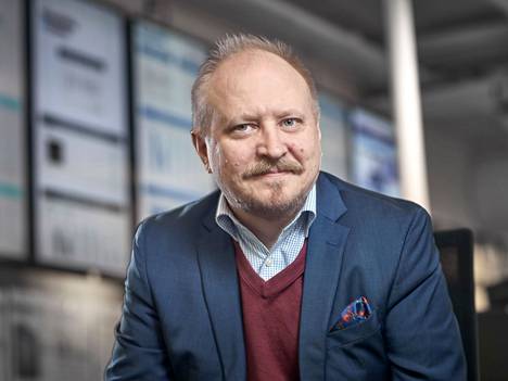 Päätoimittaja Arno Ahosniemi siirtyy finanssialan etujärjestön johtoon.
