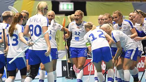 Suomi kohtaa Ruotsin salibandyn MM-jatkopeleissä – yhtä ottelua liian aikaisin
