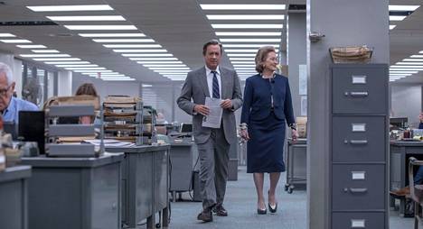 Tom Hanks esittää The Washington Postin päätoimittajaa ja Meryl Streep lehden kustantajaa elokuvassa The Post.