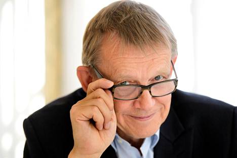 Hans Rosling saa lukijan innostumaan siitä, ettei peli ole vielä menetetty.