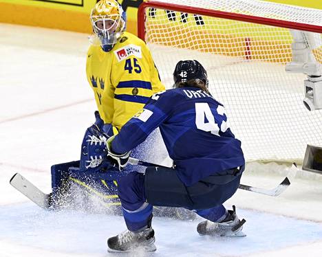 Golfia harrasta Sami Vatanen sai putata johtomaalin Ruotsia vastaan MM-turnauksessa.
