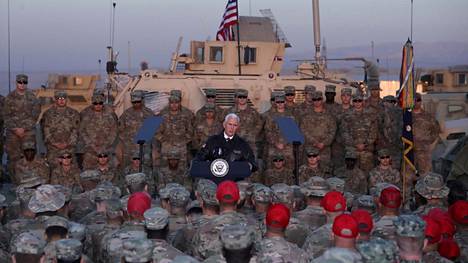 Yhdysvaltain johtaman liittouman vetäytyminen Irakista voisi johtaa Isisin voimistumiseen, arvioi asiantuntija