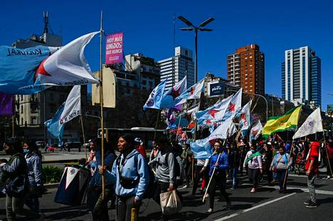 Kansalaiset protestoivat Argentiinan heikkoa taloustilannetta Buenos Airesissa syyskuun lopulla.