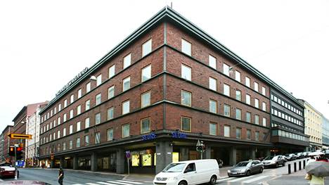 Hotellit | Kulttuuriväen rakastaman Corona-baarin vanhoihin tiloihin avataan uusi jätti­hotelli Helsingissä