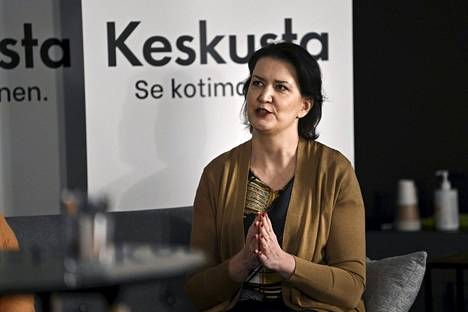 Puoluesihteeri Riikka Pirkkalainen Keskustan kuntavaalitilaisuudessa Helsingissä 6. helmikuuta 2021. 
