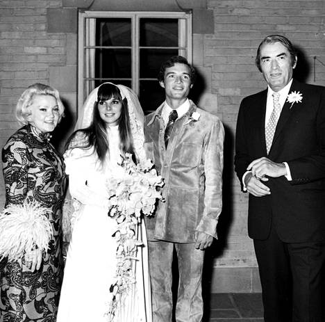 Ex-puolisot osallistuivat Stephen-poikansa häihin 1978.