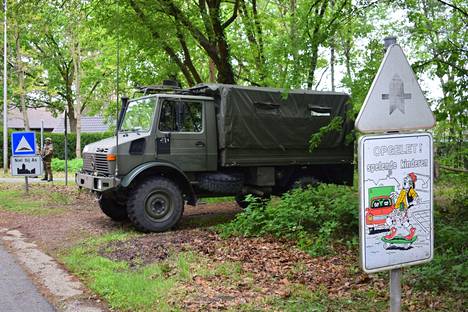 Armeijan auto osallistui etsintäoperaatioon Hoge Kempen kansallispuistossa torstaina.