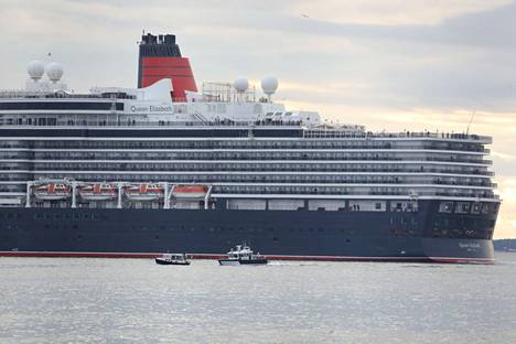 Queen Elizabeth -risteilyalus lähdössä satamasta syyskuussa 2019.