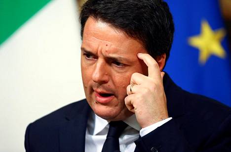 Italian pääministeri Matteo Renzi ilmoitti varhain maanantaina eroavansa tehtävästään.