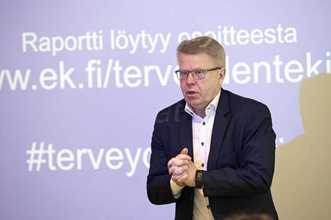 EK:n toimitusjohtaja Jyri Häkämies