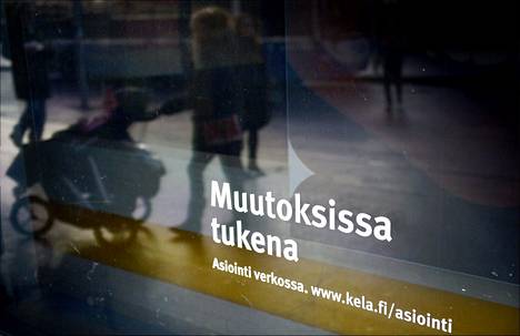 Ruoan ja lääkkeiden puutteessa olevat pääsevät jonon ohi – tuhansille Kelan  toimeentulotukipäätöstä odottaville erikoisjärjestely - Kotimaa 