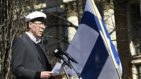 Eduskunnan puhemies Jussi Halla-aho piti puheen perussuomalaisten vappujuhlassa Helsingissä vappupäivänä. 