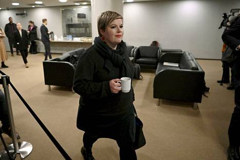Suomalaismedian vaaleihin liittyvissä artikkeleissa keskusta mainittiin puolueista selvästi useimmin, vaikka sen kannatus on mielipidemittausten mukaan painunut ennätyksellisen pieneksi. Kuvassa puolueen puheenjohtaja Annika Saarikko.