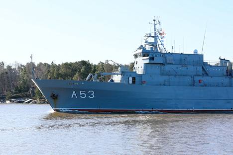 Turkuun saapunut latvialainen LVNS Virsaitis kuuluu myös Naton miinantorjunta-alusosastoon.
