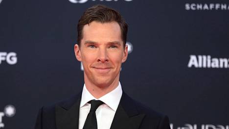 Benedict Cumberbatch pelasti pyöräilijän hyökkäykseltä Lontoossa – Uber-kuski kehuu näyttelijän rohkeutta