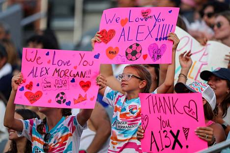 Fans showed their gratitude to Alex Morgan on Sunday in California.