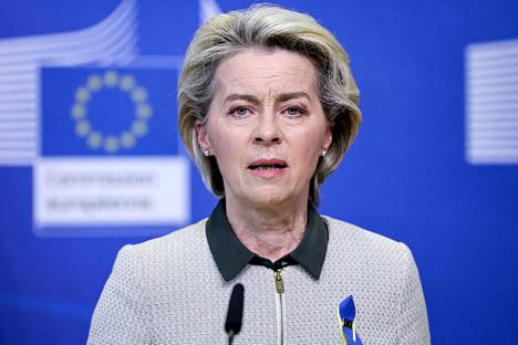 ”Emme salli Venäjän hallinnon myötäilijöiden levittää myrkyllisiä valheitaan Putinin sodan oikeutuksesta tai kylvää hajaannusta EU:ssa”, EU:n komission puheenjohtaja Ursula von der Leyen sanoi.