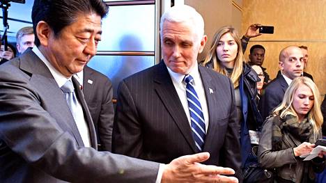 USA:n varapresidentti uhkaa Pohjois-Koreaa ”kovimmilla ja aggressiivisimmilla talouspakotteilla ikinä”