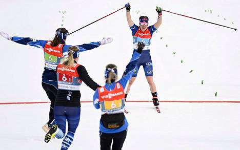 Suomen naiset ottivat viime talvena viestipronssia Oberstdorfin MM-hiihdoissa. 