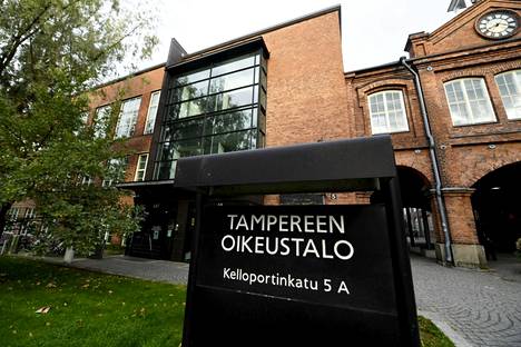 Pelson vankilamurhaaja tuomittiin väkivallasta Tampereella. 