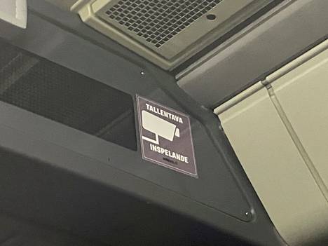 The sticker in Finnish says that the bus has camera surveillance.  Photo: Emilie Calmettes / Reader photo