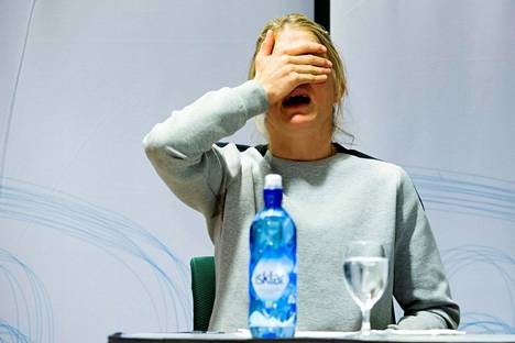 Theresa Johaug reagoi lehdistötilaisuudessa Oslossa torstaina.