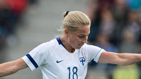 Helmarit pelasi tasan Fifa-rankingissa 14 sijaa ylempänä olevan Sveitsin kanssa – Linda Sällström epäonnistui rangaistuspotkussa
