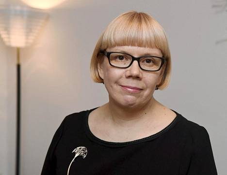 Julkisen sanan neuvostoon valittiin uusia jäseniä – Elina Grundström jatkaa puheenjohtajana