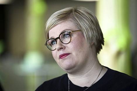 Valtiovarainministeri Annika Saarikko Veronmaksajain Keskusliiton Vero2022-tapahtumassa Helsingissä 16. maaliskuuta 2022.