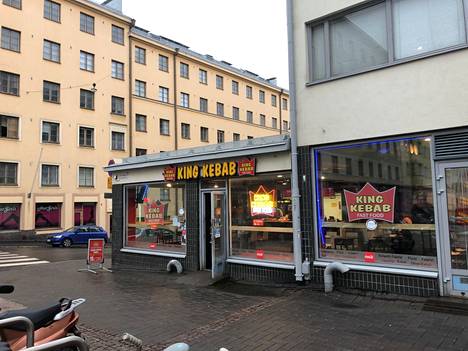 Helsingin paras” kebabravintola on yrittänyt jo lähes vuoden laajentua  Tikkurilaan, mutta remontti on edelleen kesken – Mistä on kyse? - Vantaa |  