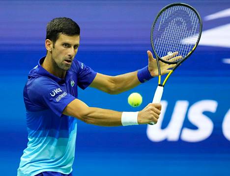 Novak Djokovic voitti neljännesvälieräottelunsa erin 1–6, 6–3, 6–2, 6–2.