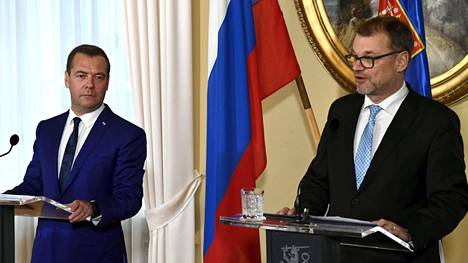 Venäjän Medvedev krp:n operaatiosta: Suomen sisäinen asia, Venäjä valmis auttamaan