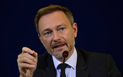 Liberaalipuolueen puheenjohtaja ja valtiovarainministeri Christian Lindner sanoo Saksan tekevän lähivuosina yritysmyönteistä politiikkaa.