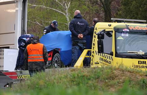 Kohtalokas ulosajo sattui torstaina noin kello 12.40 lähellä Stari Gulobovecin kylää Kroatiassa. Breenin kakkoskuljettaja James Fulton selvisi onnettomuudesta vammoitta.