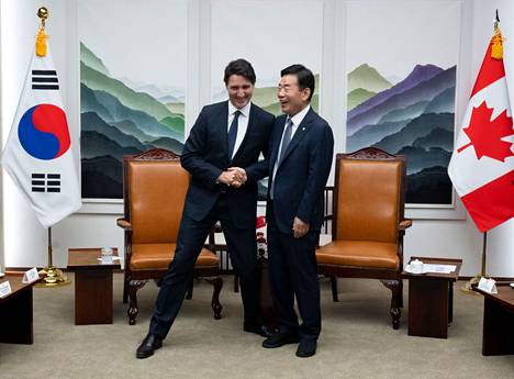 Kanadan pääministeri Justin Trudeaun ”kohteliaisuushaara” Etelä-Korean parlamentin puheenjohtajan Kim Jin-pyon kanssa viime keskiviikkona herätti median huomion.