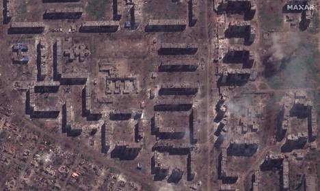 On May 15, 2023, only ruins remained of this Bahmut school and the surrounding apartment buildings.