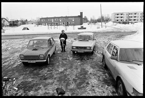 Terveet Kädet -yhtyeen rumpali Timo "Tilli" Äijälä Tornion Kivirannalla 1984.