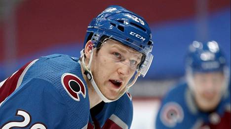 Jääkiekko | NHL:n herrasmiestähti Nathan MacKinnon riehui itselleen 5 000 taalan sakon