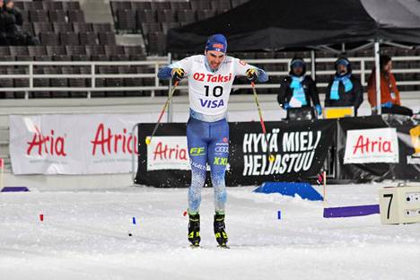 Ristomatti Hakola kilpaili viime vuoden helmikuussa Helsingin olympiastadionilla.