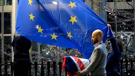 EU-mailta lähtölaukaus kauppaneuvotteluille Britannian kanssa: ”On pysyttävä valppaana”