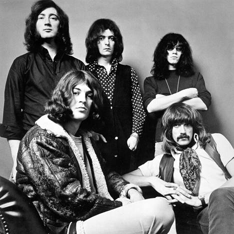 Deep Purple on viimeinen suuri raskaan rockin yhtye, ja sen  jäähyväiskiertue ulottuu myös Suomeen – ”Koko ajatus viimeisestä keikasta  kammottaa”, sanoo basisti Roger Glover HS:lle - Kulttuuri 