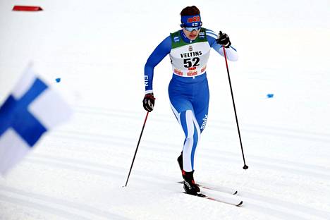 Hilla Niemelä kilpaili marraskuussa maailmancupissa Rukalla.