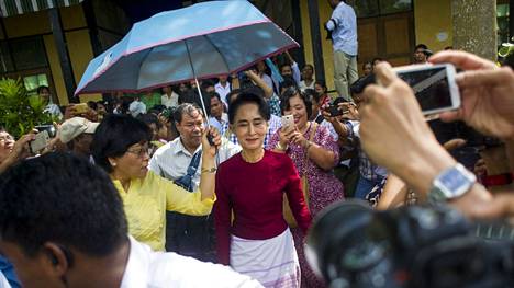 Aung San Suu Kyi Yangonissa vuonna 2015.