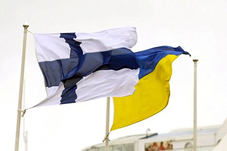 Myös Valtioneuvosto liputtaa perjantaina Ukrainan sodan vuosipäivän vuoksi.
