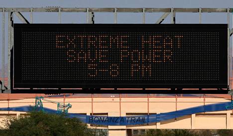 Las Vegasissa autolijoita opastettiin säästämään energiaa.
