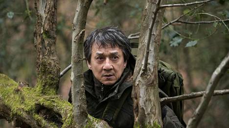 Ensi-illassa legendaarisen kung fu -tähden Jackie Chanin elokuva, jossa hän venyttää omia sääntöjään
