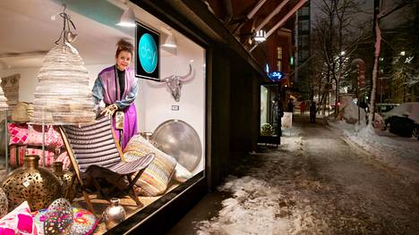 Yritykset | Liikkeiden lopettamisten aalto voi pian muuttaa Helsingin keskustaa dramaattisesti: ”Etätyö on katastrofaalinen asia”, sanoo sisustuskauppias Bulevardilta