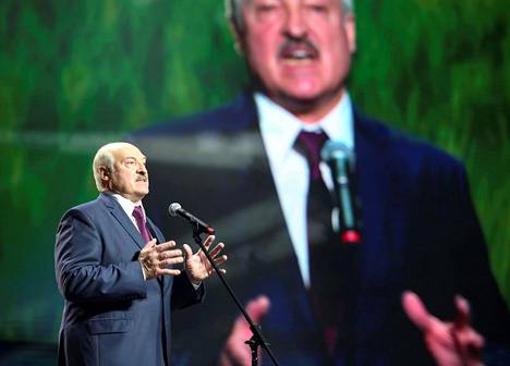 Valkovenäjän johtaja Aljaksandr Lukašenka puhui Minskissä 17. syyskuuta.