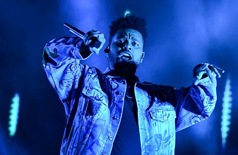 The Weeknd eli Abel Tesfaye kulkee uudella levyllään Michael Jacksonin jalanjäljissä.
