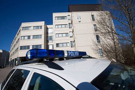 Helsingin poliisi jatkaa epäillyn raiskauksen tutkintaa.